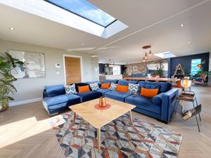 Photo 18- click for photo gallery